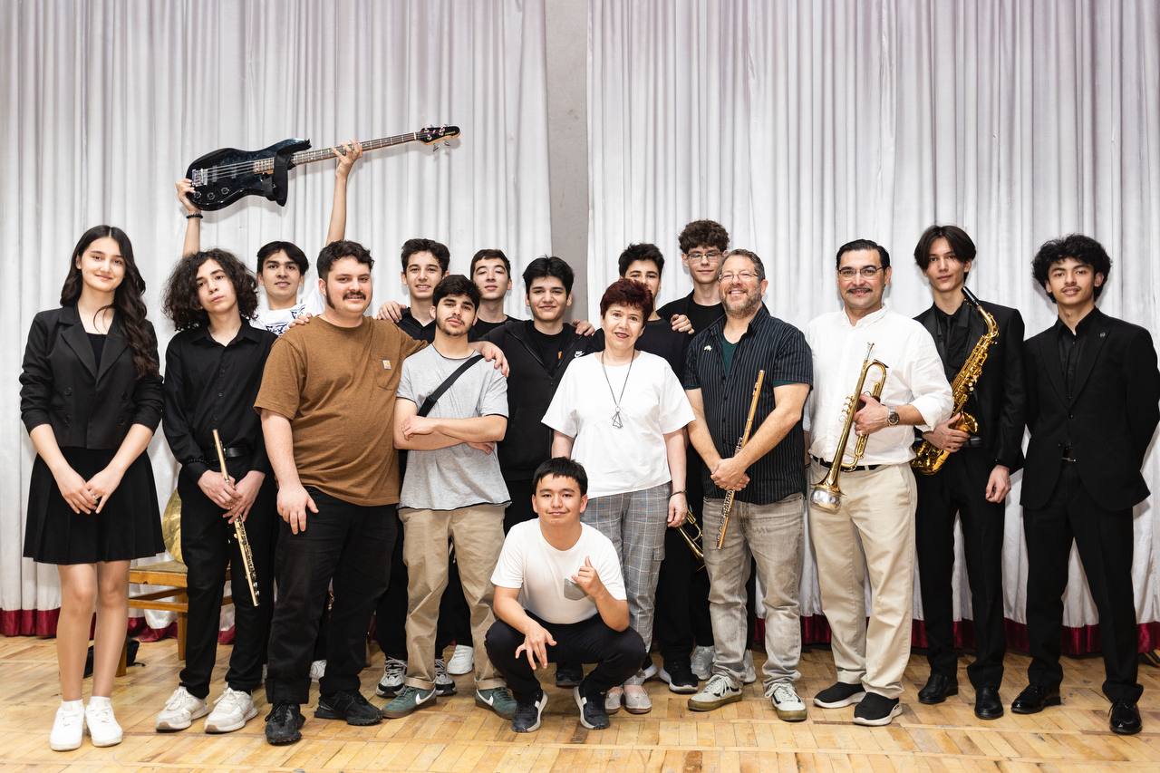 Master class of Spice'n'Space, an Israeli jazz-funk band