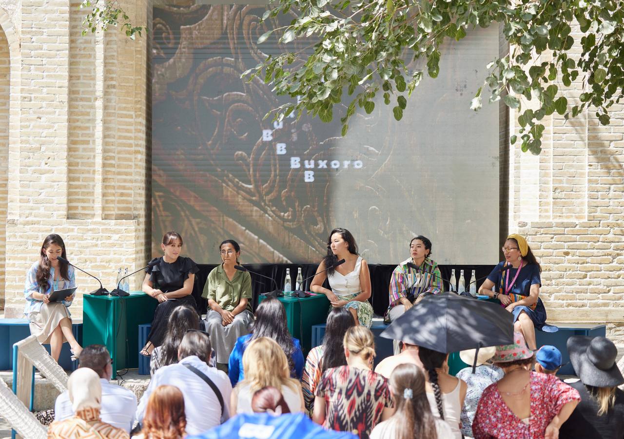 “Women of Central Asia” Discussion Held at Bukhara Biennale