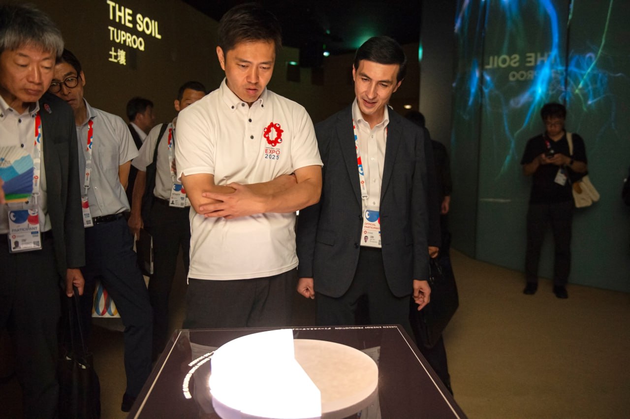 Губернатор Осаки посетил национальный павильон Узбекистана на ЭКСПО-2025