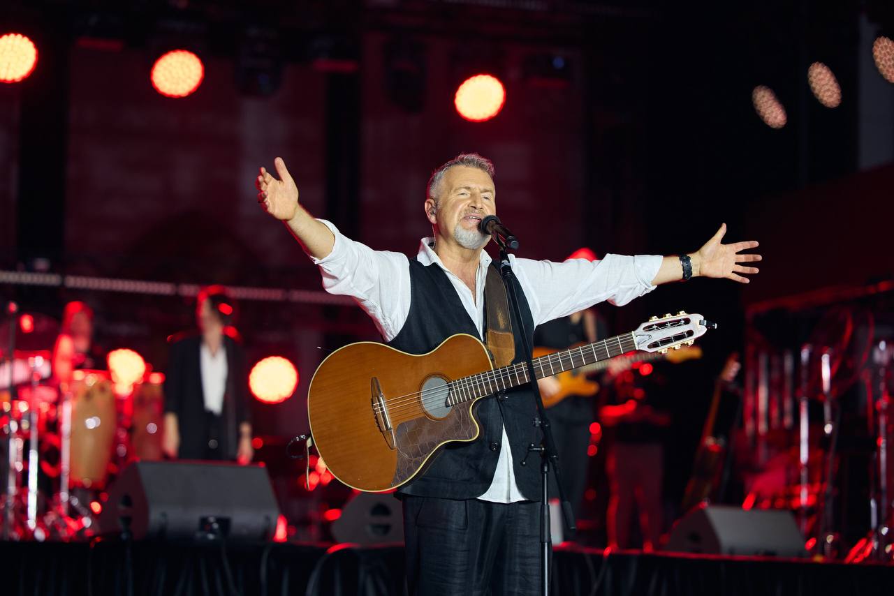 Leonid Agutin performs at the International Jazz Festival in Tashkent