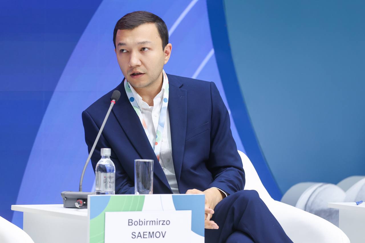 Bobirmirzo Sayomov Sankt-Peterburg xalqaro birlashgan madaniyatlar forumida ishtirok etdi