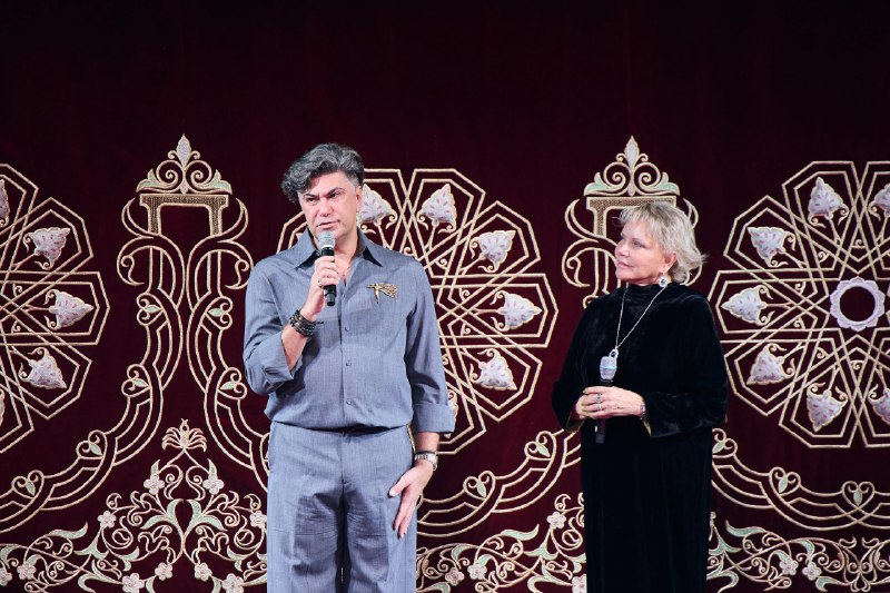 “San’at olami” festivalining yakunida Vaganova akademiyasi yosh balet artistlari chiqish qildi