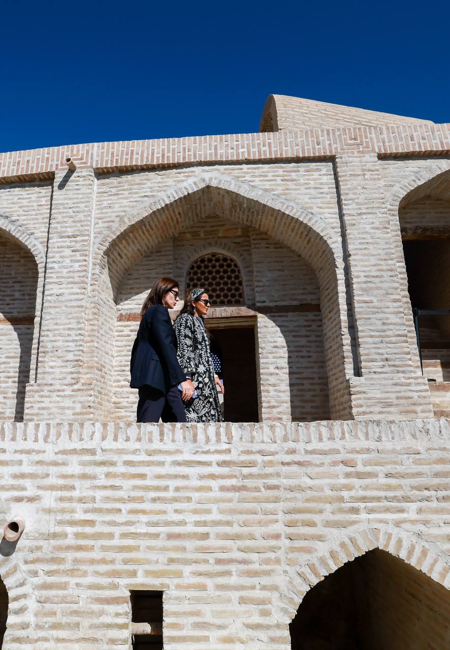 Her Excellency Sheikha Al-Mayassa Explores Artistic Heritage at the Bukhara Biennial